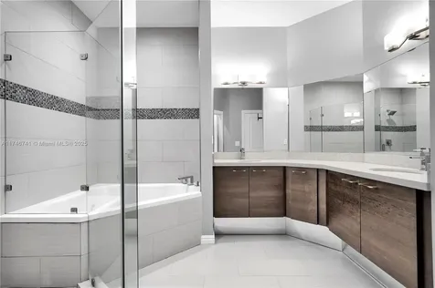 2708 NE 30th Place Fort Lauderdale FL 33306