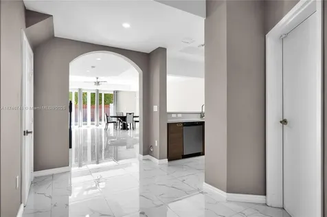 2708 NE 30th Place Fort Lauderdale FL 33306