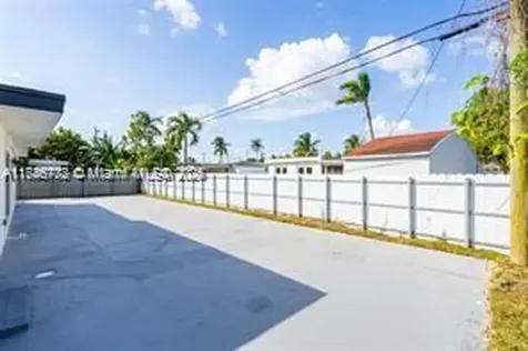 11485 SW 57th Terrace Miami FL 33173