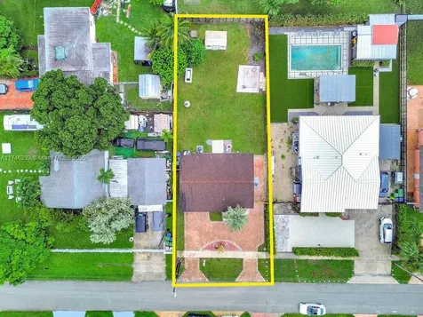 713 SW 6th Avenue Hallandale Beach FL 33009