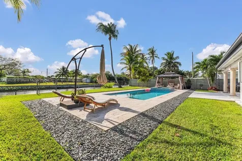 8005 SW 99th Court Miami FL 33173