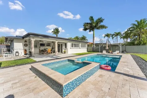 8005 SW 99th Court Miami FL 33173