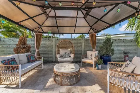 8005 SW 99th Court Miami FL 33173