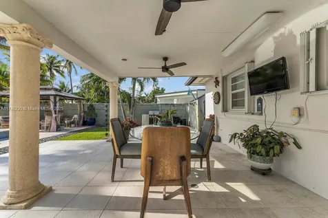 8005 SW 99th Court Miami FL 33173