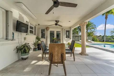 8005 SW 99th Court Miami FL 33173