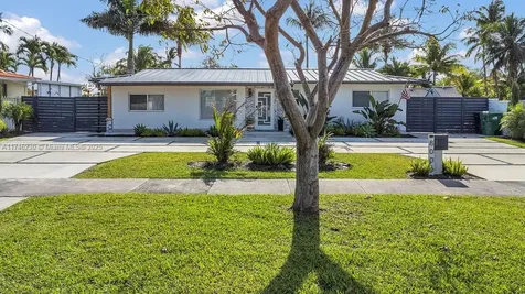 8005 SW 99th Court Miami FL 33173