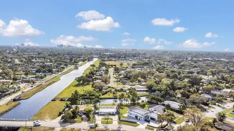 8005 SW 99th Court Miami FL 33173