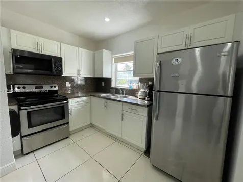 1758 NE 174th Street North Miami Beach FL 33162