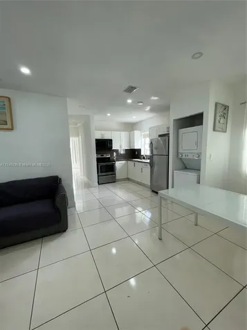 1758 NE 174th Street North Miami Beach FL 33162