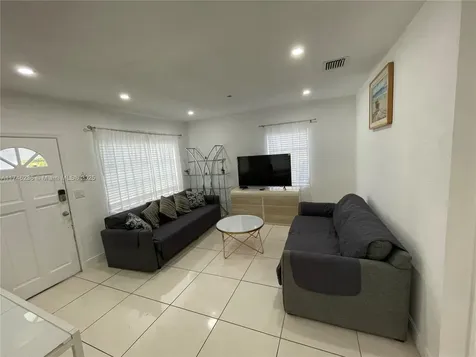 1758 NE 174th Street North Miami Beach FL 33162