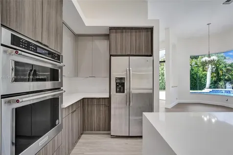 3807 Oak Ridge Circle Weston FL 33331