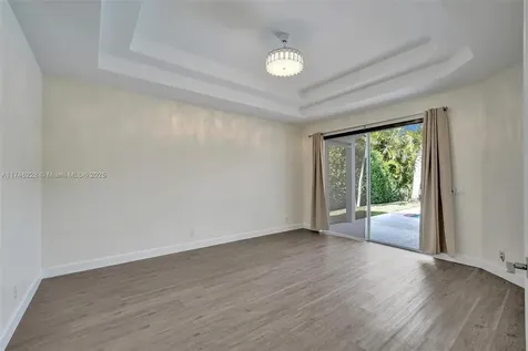 3807 Oak Ridge Circle Weston FL 33331