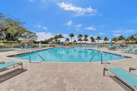 3807 Oak Ridge Circle Weston FL 33331