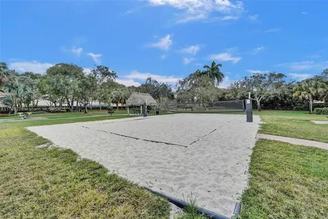 3807 Oak Ridge Circle Weston FL 33331