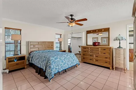 10475 SW 22nd Street Miami FL 33165