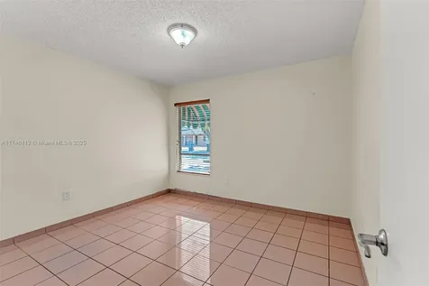 10475 SW 22nd Street Miami FL 33165