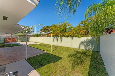 10475 SW 22nd Street Miami FL 33165