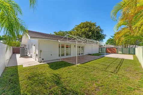 10475 SW 22nd Street Miami FL 33165