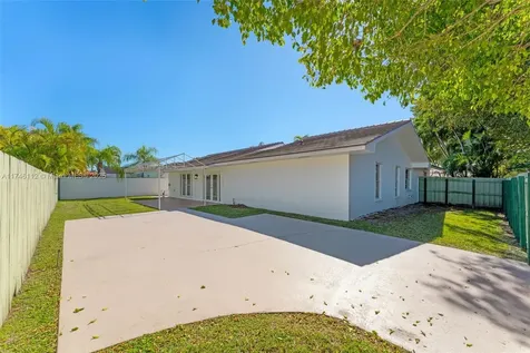 10475 SW 22nd Street Miami FL 33165