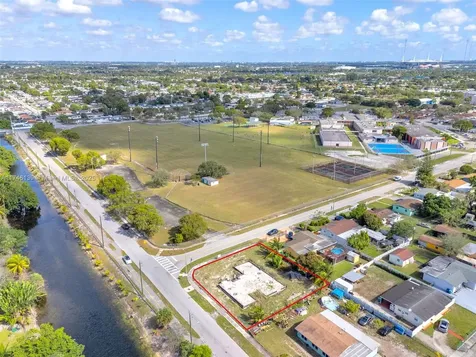 18721 NW 39th Avenue Miami Gardens FL 33055