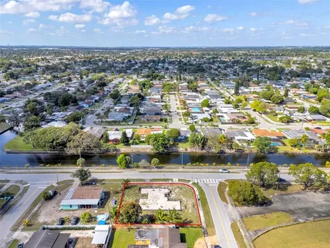 18721 NW 39th Avenue Miami Gardens FL 33055