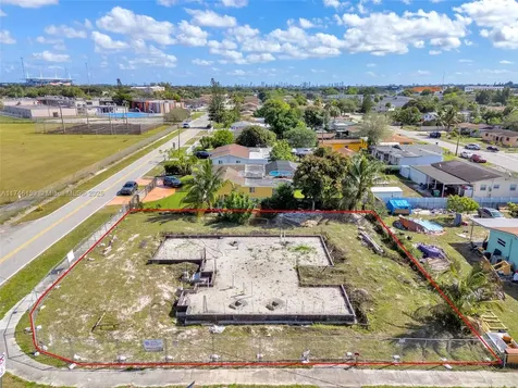 18721 NW 39th Avenue Miami Gardens FL 33055