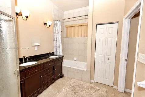5549 SW 23rd Street West Park FL 33023