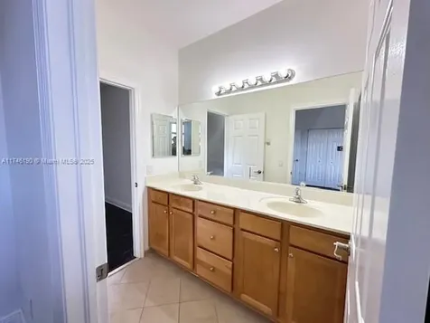 8551 W 33rd Avenue Hialeah FL 33018