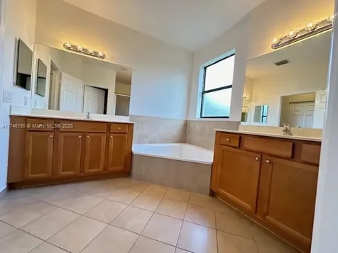 8551 W 33rd Avenue Hialeah FL 33018