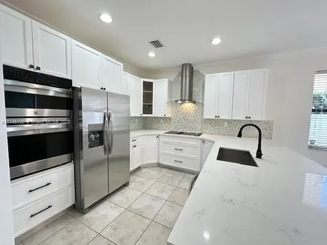 8551 W 33rd Avenue Hialeah FL 33018