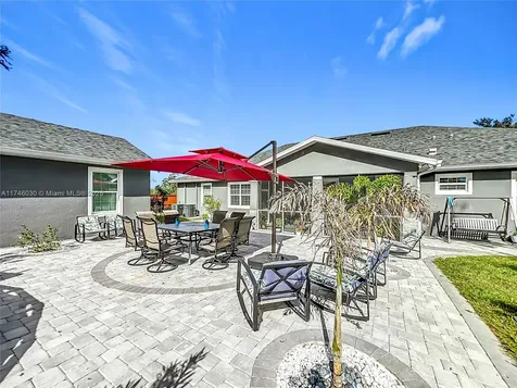 365 Nassau Avenue Lake Wales FL 33853
