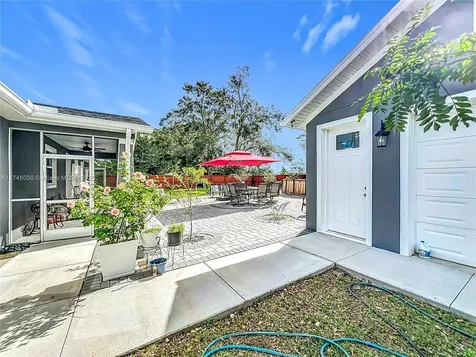 365 Nassau Avenue Lake Wales FL 33853