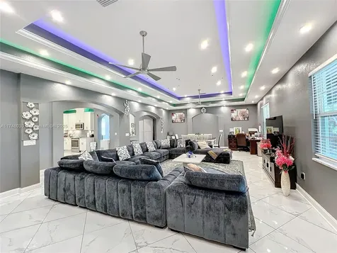 365 Nassau Avenue Lake Wales FL 33853