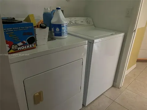 528 NW Placid Avenue Port St. Lucie FL 34983