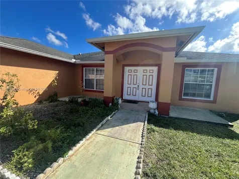 528 NW Placid Avenue Port St. Lucie FL 34983