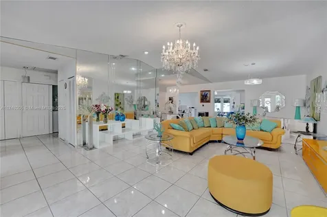881 SW 137th Court Miami FL 33184