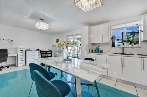 881 SW 137th Court Miami FL 33184