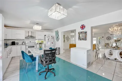 881 SW 137th Court Miami FL 33184