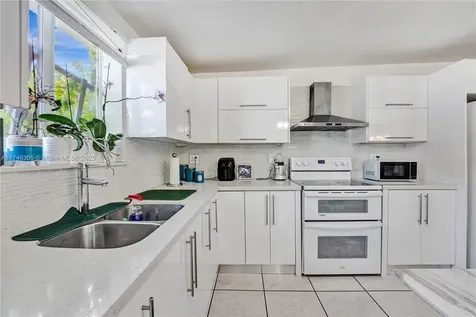 881 SW 137th Court Miami FL 33184