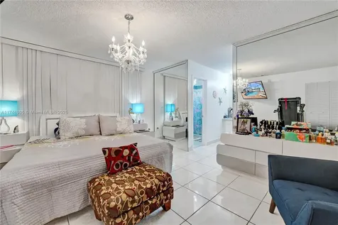 881 SW 137th Court Miami FL 33184