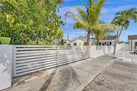 881 SW 137th Court Miami FL 33184