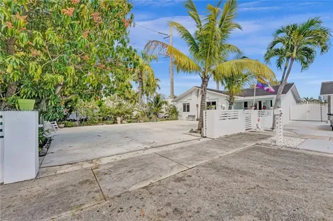 881 SW 137th Court Miami FL 33184