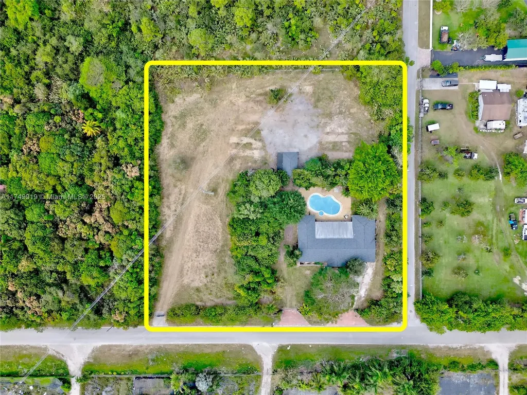 12525 SW 240th Street Homestead FL 33032