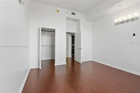 335 S Biscayne Boulevard Miami FL 33131