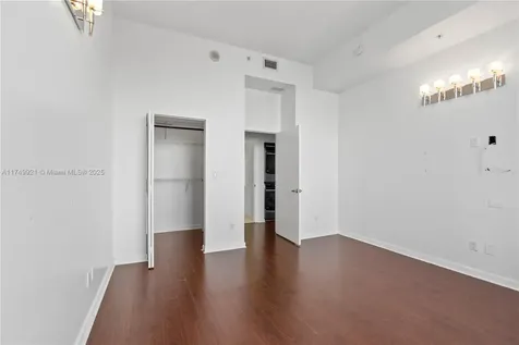 335 S Biscayne Boulevard Miami FL 33131