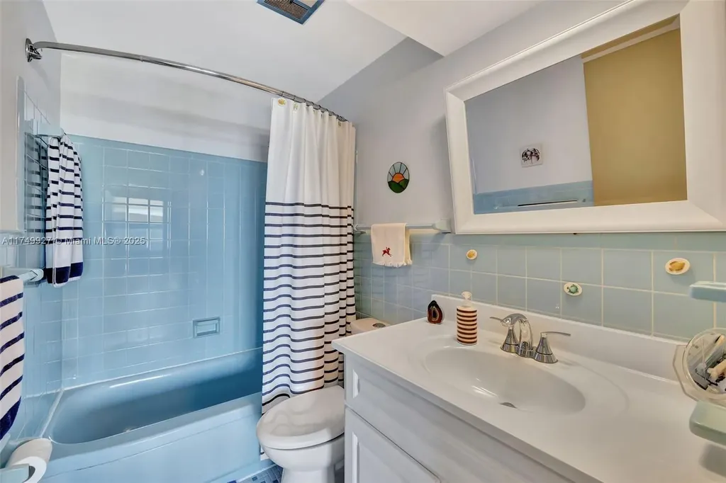 3233 NE 34th Street Fort Lauderdale FL 33308