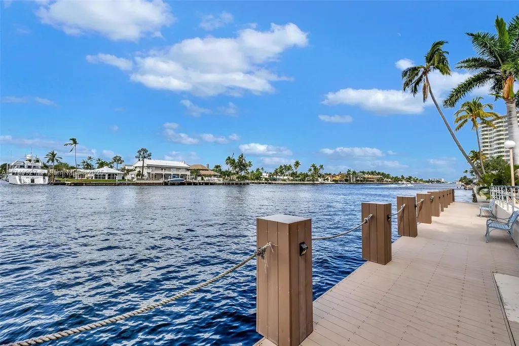 3233 NE 34th Street Fort Lauderdale FL 33308