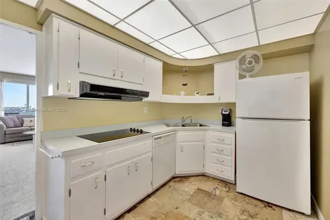 3233 NE 34th Street Fort Lauderdale FL 33308