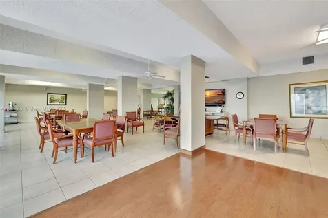 3233 NE 34th Street Fort Lauderdale FL 33308