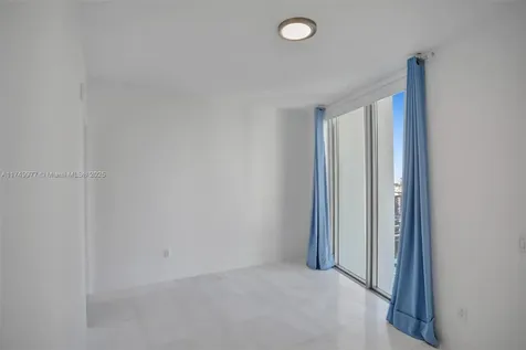 2900 NE 7th Avenue Miami FL 33137